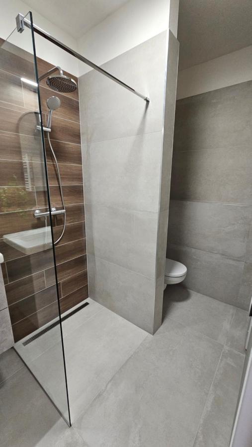2 Room Apartment, New Building, Bosakova Street, 29 Братислава Екстер'єр фото