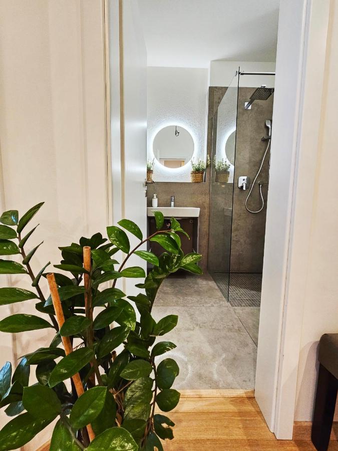2 Room Apartment, New Building, Bosakova Street, 29 Братислава Екстер'єр фото