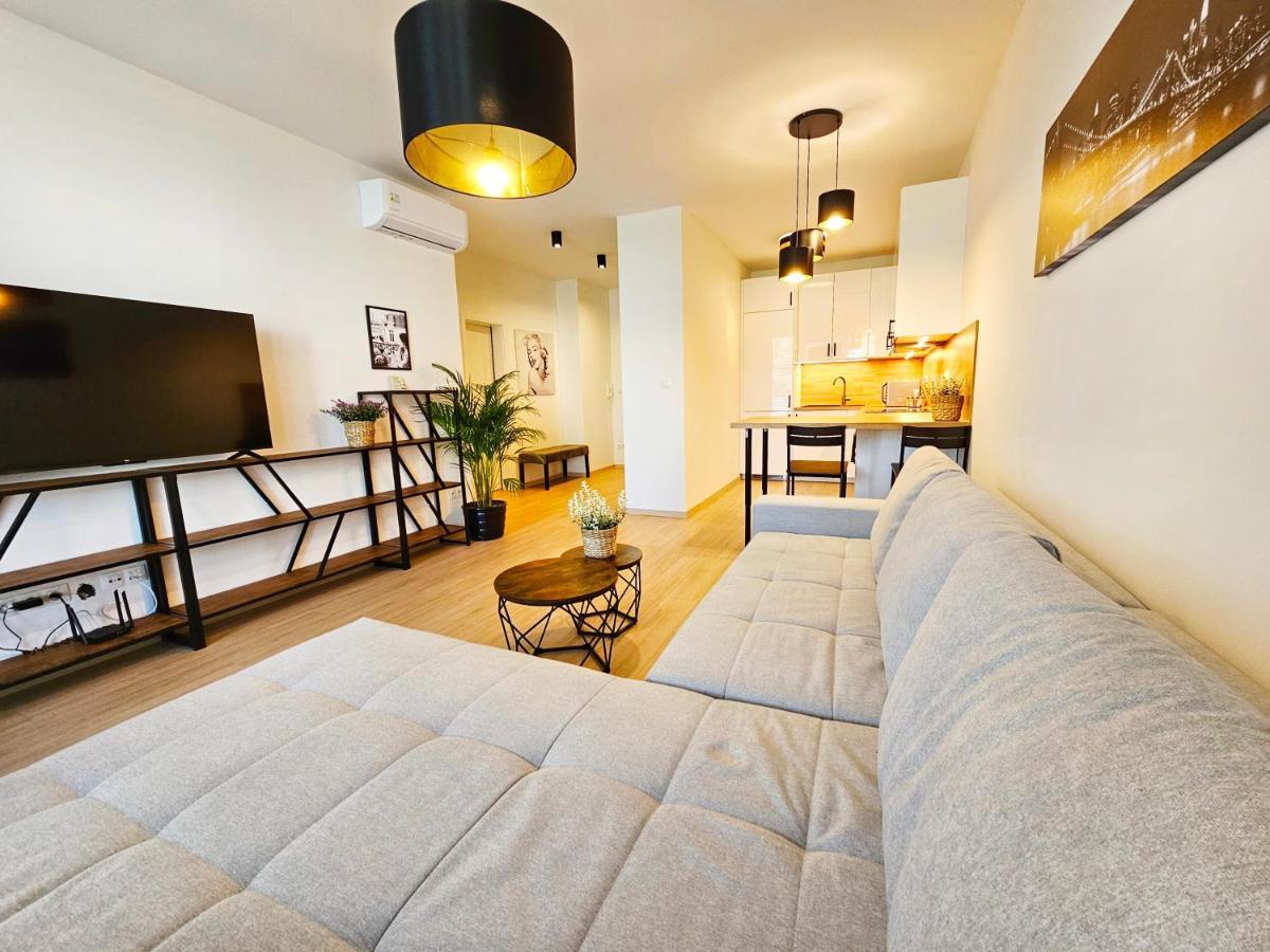 2 Room Apartment, New Building, Bosakova Street, 29 Братислава Екстер'єр фото