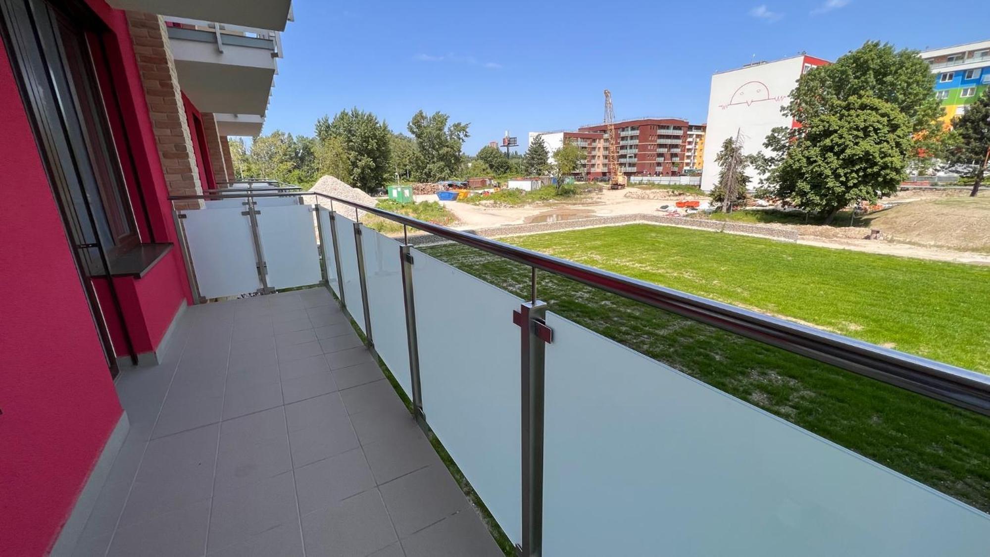 2 Room Apartment, New Building, Bosakova Street, 29 Братислава Екстер'єр фото
